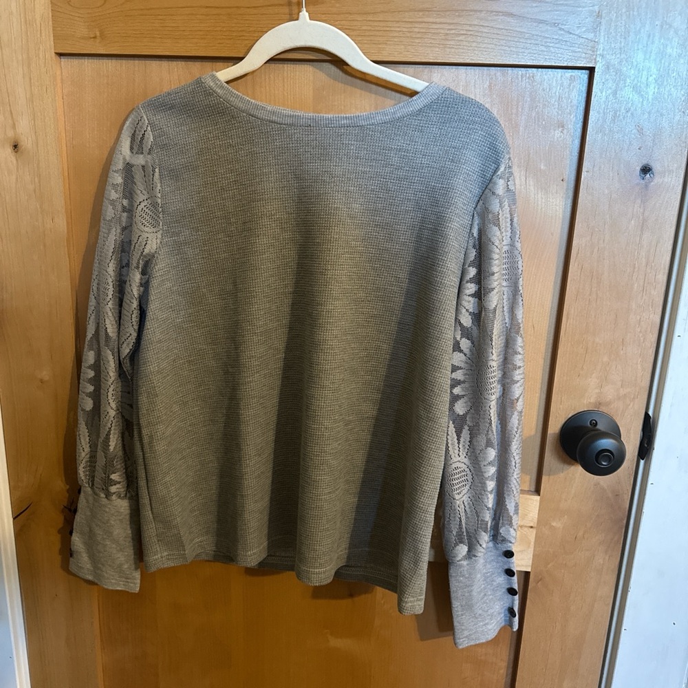 Gray Lace Sleeve Women's Top